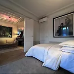 Apartment Eiffel