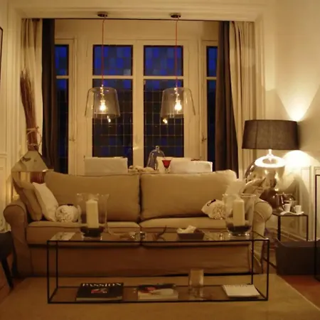 Eiffel Apartment *