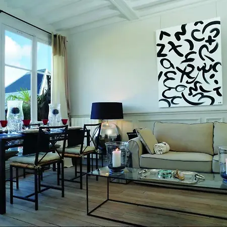 Apartament Eiffel *