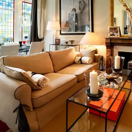 Eiffel Apartament