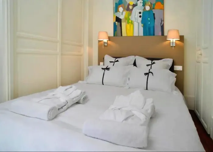 アパート Eiffel パリ